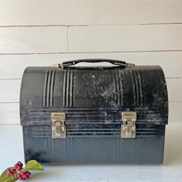 Vintage Midcentury Aladdin Black Metal Dome Top Lunch Box // Vintage Work Pail, Tool Box // Perfect Gift 