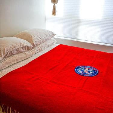 Pendelton Woolen Mills Beaver State  200 Year Anniversary Queen Blanket Duvet Comforter Throw 