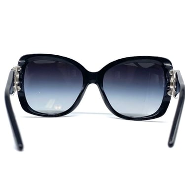 CHANEL Black Cat-eye Sunglasses 5239/501/30 w/case