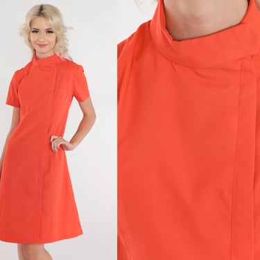 Orange Shift Dress 60s Mod Mini Dress Mock Neck Short Sleeve A Line Retro Gogo Space Age Twiggy Sixties Plain Chic Vintage 1960s Small xs 