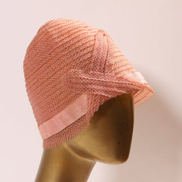 1920s Pink Rolled Edge Ribbon Detail Cloche Hat 