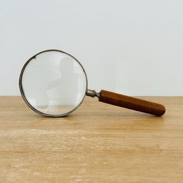 Vintage Magnifying Glass with Wooden Handle 