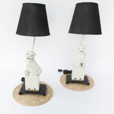Set of 2 antique Blanc Chinoiserie Porcelain Foo Fu Dog Lamps with Shades 