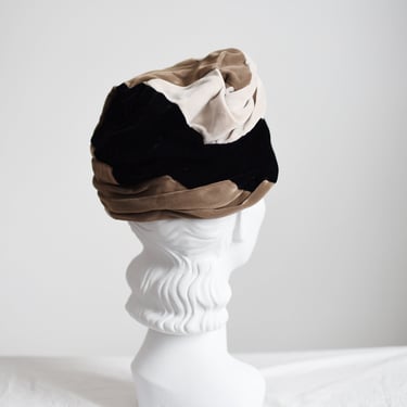 SALE 1960s Velvet Turban Hat 