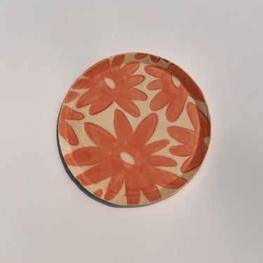 ceramic dish. floral splat 01. trinket or serving tray. glazed stoneware. 6 inch plate. 