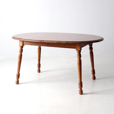 Tell City colonial revival maple extendable table 