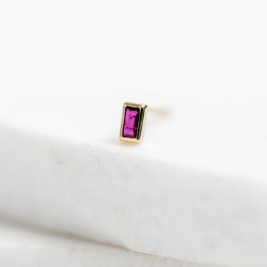 Single 9K Gold Mini Ruby Baguette Stud