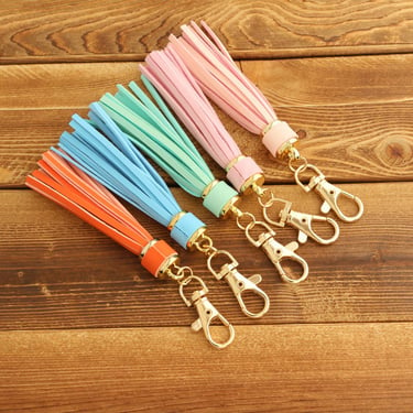 TASSEL LEATHER KEYCHAIN ACCESSORY_CWMM1284