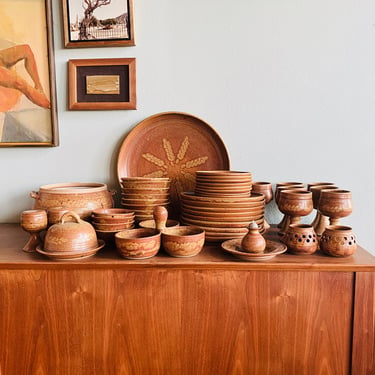 Vintage handmade stoneware set by Blue Spruce Pottery, Bend Oregon / amazing dinnerware 7+ place settings 
