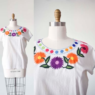 Vintage Embroidered Blouse / Vintage White Cotton Mexican Embroidered Blouse / Embroidered Floral Blouse 