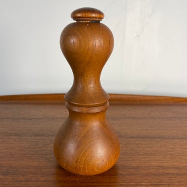 Jen Quistgaard Teak Hourglass Pepper Mill and salt shaker by Dansk Designs