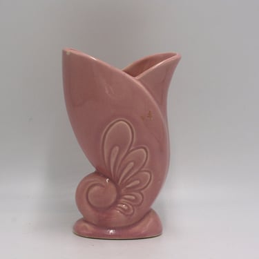 vintage Art Deco style pink pottery vase made in USA 