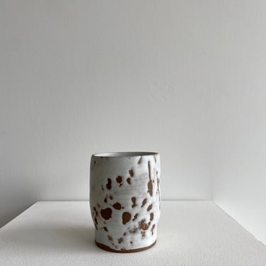 handmade stoneware cup / pottery mug 