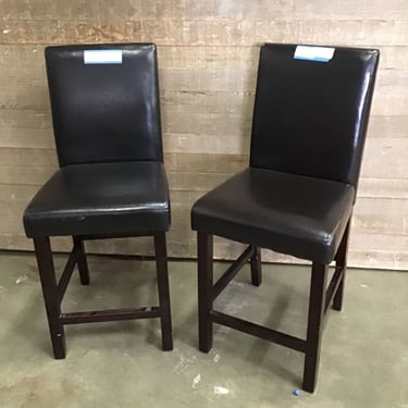 Leather Bar Stool Pair (Tacoma)