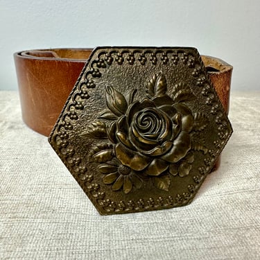 Vintage 70’s extra wide brown leather belt unique  large bronze/ brass octagon shaped floral buckle Roses/ rivets Rocker/ snap on off/ LG 