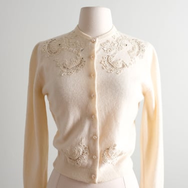 Vintage 1950's Ivory Pearl Knit Cardigan by Darlene / SM