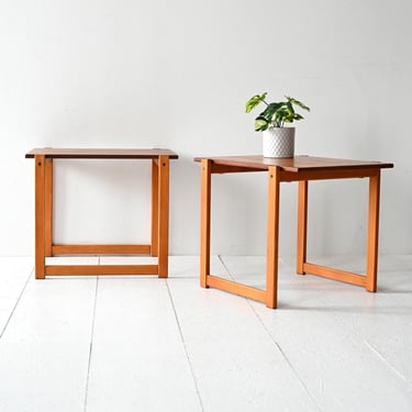 Pair of Vintage Scandinavian Teak and Beech Nesting Tables, 1960s Minimalist Side Tables 