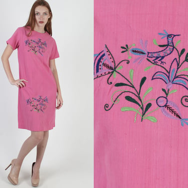 Vintage 70s Ethnic Peacock Dress / Mexican Floral Embroidered / Mid Weight Pink Cotton Shift Mini Dress 