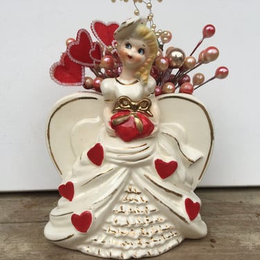 Vintage Valentine's Blonde Girl Planter, Wearing Heart Gown And Tam O' Shanter Hat 