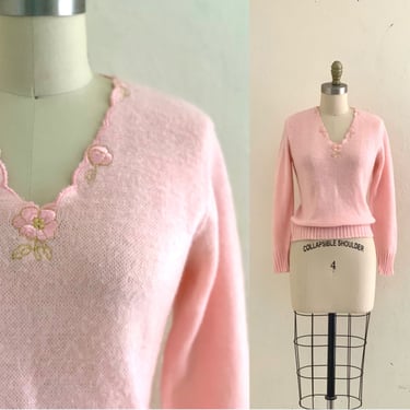 vintage 60's pink sweater with embroidered flowers 