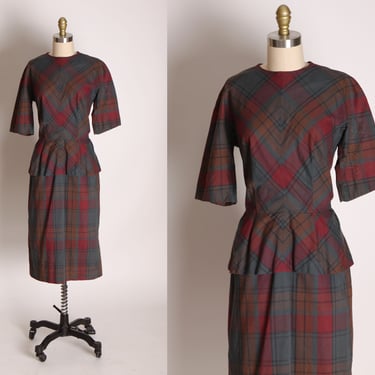 1940s Red and Gray Plaid 3/4 Length Sleeve Peplum Waist Detail Dress by L’Aiglon -L 