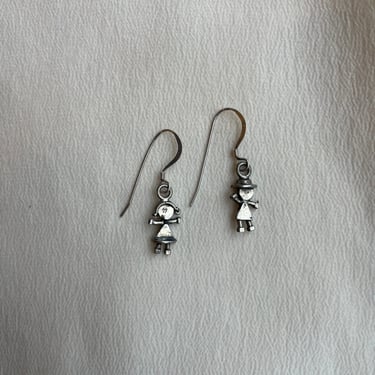 boy and girl small dangly earrings E236