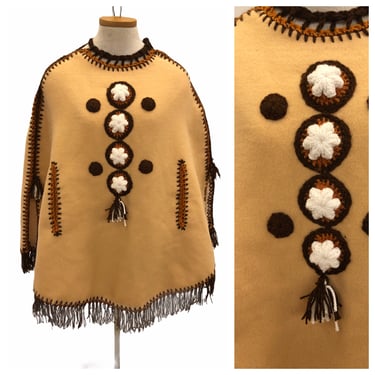 Vintage VTG 1970s 70s Tan Brown Fringed Fringe Boho Poncho 