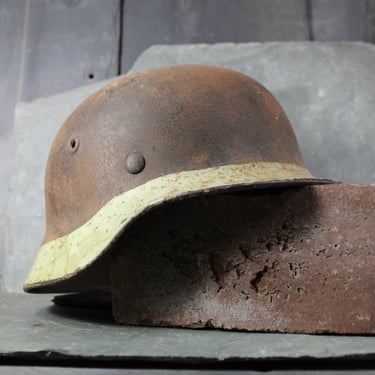 Antique WWI German Combat Helmet | M18 Steel Combat Helmet Size 66 | WWI Memorabilia | Bixley Shop 