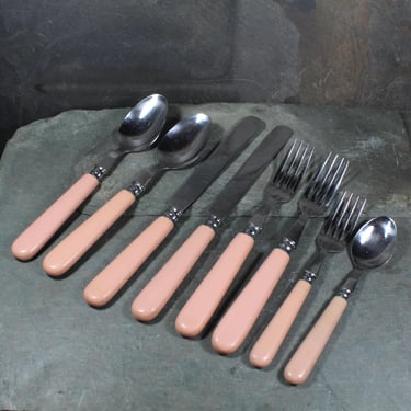 Set of 8 Supreme Cutlery Pink Handled Flatware | Forks, Knives, & Spoons | MCM Pink Flatware | Bixley Shop 