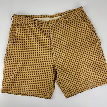 1960'S Cotton Shorts - McGREGOR LABEL - Flat Front with Slash Side Pockets -Rear Pockets with Velcro - Men's 34-1/2 Inch Waist 