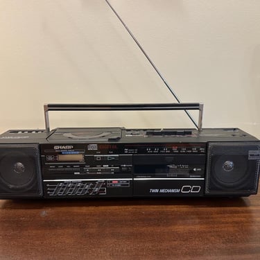 Vintage 1980s Boombox SHARP WQ-CD15 (1987) Casette CD Radio - Free Shipping 