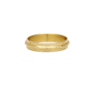 Center Wrapped Classic Wide Band - 4mm
