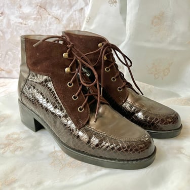 Granny Chic Boots, Lace Up Boots, Croc Leather, Suede, Patent, Chunky Heel, Vintage 90s, Size 8 US 