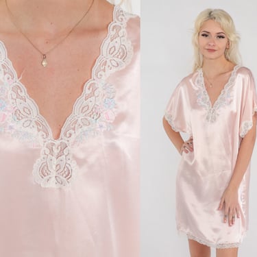 Pink Satin Nightgown 90s Lingerie Mini Dress Lace Trim Floral Embroidered V Neck Sleep Lounge Short Sleeve Nightie Vintage 1990s Medium M 