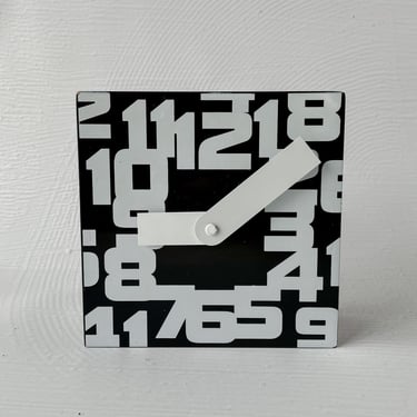 Graphic Wall/ Desk Clock