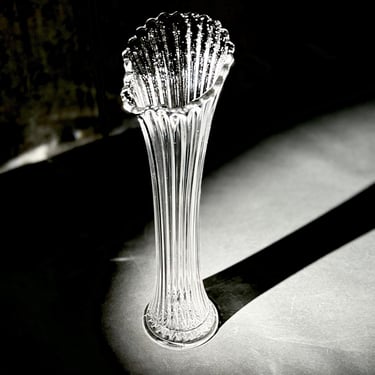 Heisey Swung Vase Manganese UV Reactive Crystal Stretch Bud Vintage MCM Glassware 