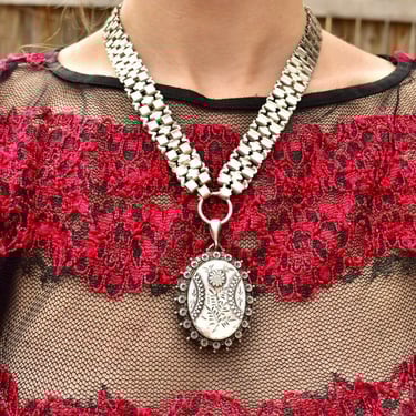 英国　Birmingham 　K9 　1911年　locket Antique English Hallmarked Sterling Silver Locket Book Chain