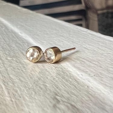 Arkansas Quartz studs in 4mm 14k gold bezels  diamond alternative 