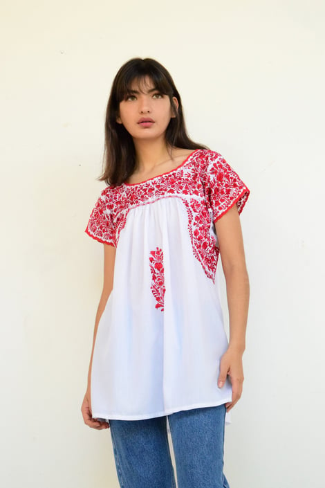 Hand Embroidered Mexican Bluson. San Antonino Blouse. 