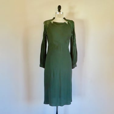 1930's 40's Dark Forest Green Crepe Dress Long Lace Sleeves Dress Clips Evening Cocktail Party Art Deco Era Rockabilly 31" Waist Size Medium 