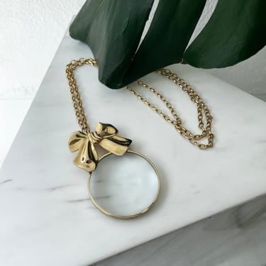 80s Gold Loupe and Bow Necklace