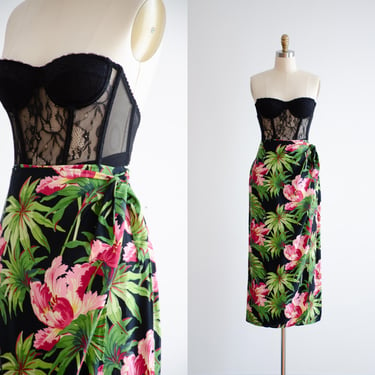 black wrap skirt 90s vintage Ilyse Hart poppy floral sarong midi skirt 