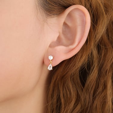 E176 gold vermeil teardrop dangle earrings, dangle earrings, drop earrings, minimalist earrings, solitaire dangle earrings, teardrop earring 