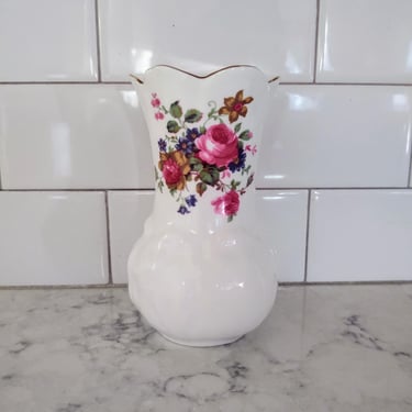 Vintage Small White Rose Floral Vase with Gold Rim Detail Georgian Fine Bone China Made in England 