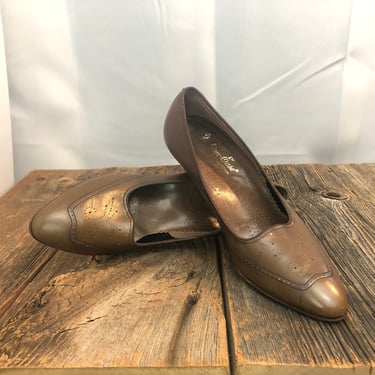 1960s Dr. Scholls vintage pumps brown almond leather loafer heels 7.5 