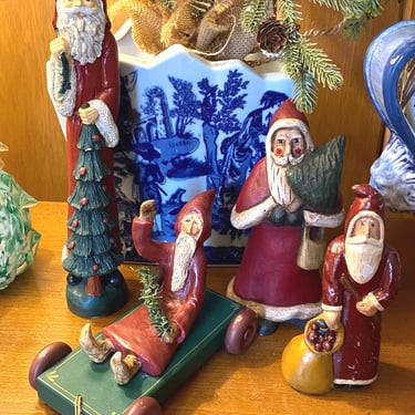 Set of 4 Vintage Christmas Santa Claus Carved 1980s Mantel Decor~Hand Painted Wooden, Resin Santa's~ Santa Display Holiday Decor 