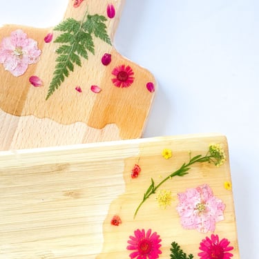 Small Flower Resin Serving Tray | Charcuterie board 