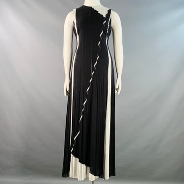 AKRIS Size L Black White Viscose Pleated Sleeveless Long Evening Gown