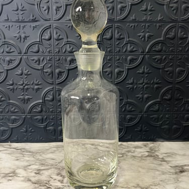 Clear Glass Decanter with Round Glass Stopper