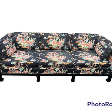 Vintage chinoiserie sofa with ming legs 